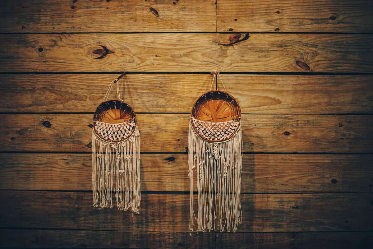 How to Make a Macramé Garland for a Boho Party Backdrop
